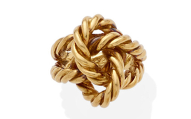An 18k gold knot ring