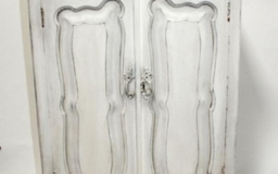 French Provincial painted 2 door bibus cabinet
