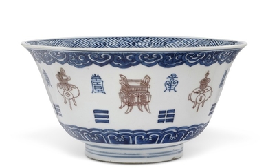 AN UNDERGLAZE-BLUE AND COPPER-RED-DECORATED BOWL, KANGXI PERIOD (1662-1722)