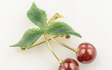 14 kt gold brooch "cherries" with nephrite andcarnelian,...
