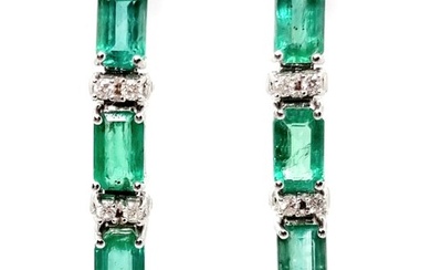 18 kt. White gold - Earrings - 2.08 ct Emerald - Diamonds