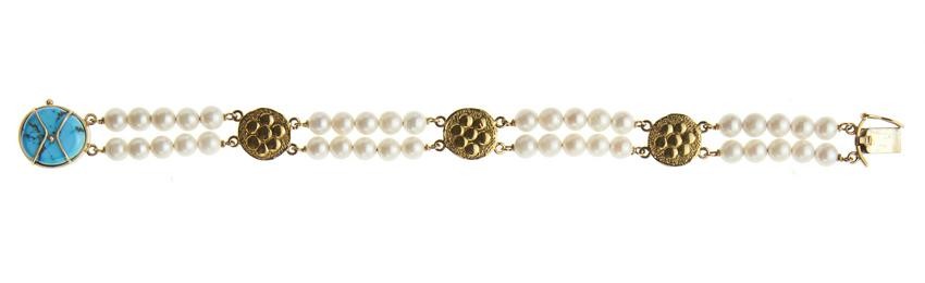 18kt yellow gold, cultured pearls and turquoise