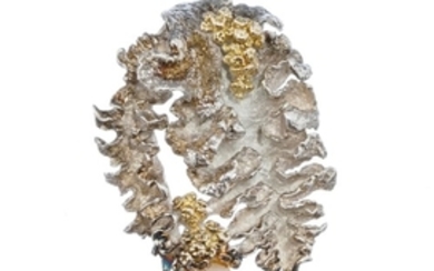 Gilbert Albert, pendentif feuille argent et vermeil retenant une perle culture