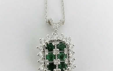 18 kt. White gold - Necklace with pendant - 0.51 ct Emerald - Diamond