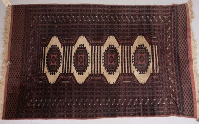 4' x 6'6" Turkish area rug