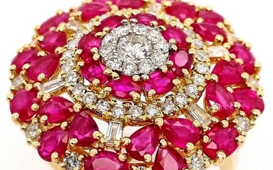 4.70ctw Natural Rubies and Natural Diamonds - IGI Report - 18 kt. Yellow gold - Ring Rubies