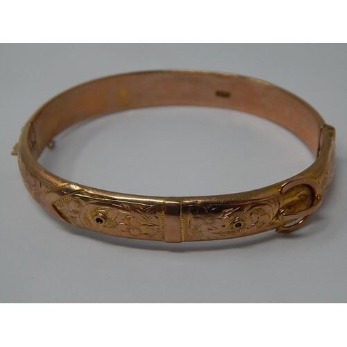 9ct Yellow Gold Hinged Bangle with Buckle Decoration: Weight...