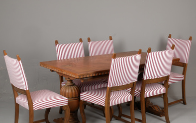 A 7-piece baroque dining room group, possibly Axel Einar Hjorth, 1920/30's.
