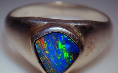 A ++ Australian opal ring 24.695ct - 4.939 g