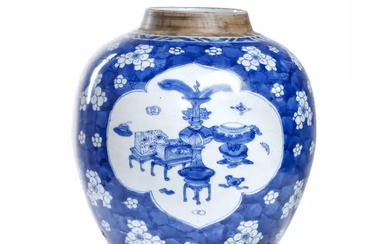 A Chinese blue and white 'hundred antiques' jar Qing dynasty, Kangxi period...