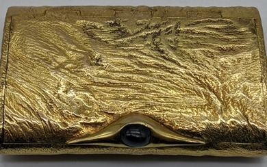 A Dunhill 9ct gold box, mounted with Sapphire thumb
