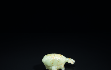 A FINELY-CARVED WHITE AND RUSSET JADE 'GOLDFISH' BOX AND COVER