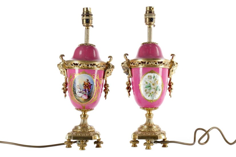 A PAIR OF LATE 19TH CENTURY CONTINENTAL ORMOLU MOUNTED TABLE LAMPS
