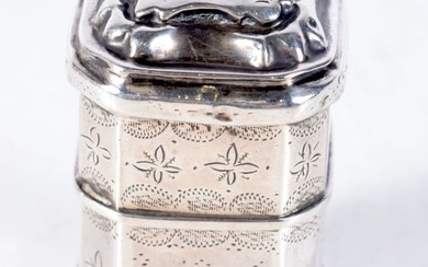 A Silver Snuff Box and Cover. Indistinct Marks. 4.8 cm x 3.1cm x 3.2 cm, weight 23g