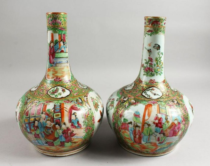 A VERY GOOD PAIR OF 19TH CENTURY CANTON BOTTLE VASES