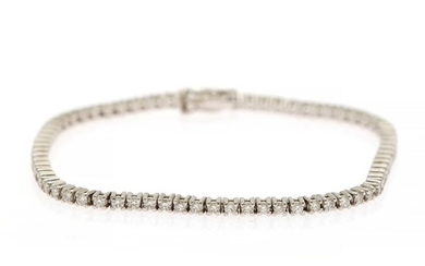 A diamond bracelet set with numerous brilliant-cut diamonds weighing a total of app. 2.03 ct., mounted in 18k white gold. L. 18 cm.