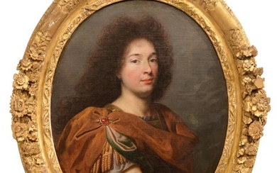 A fine oval portrait of a heroic gentleman, late 17thC, 58 x 72 cm