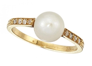 A pearl and diamond ring, the single...