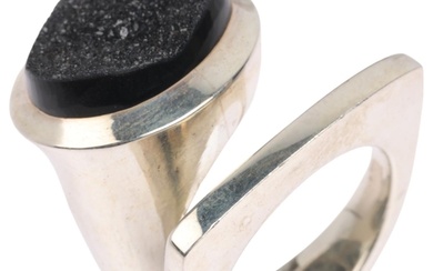 A sterling silver druzy quartz torque ring, 22.8mm, size N, ...