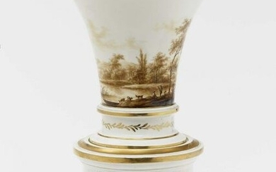 A vase with pedestal - Fürstenberg, circa 1810