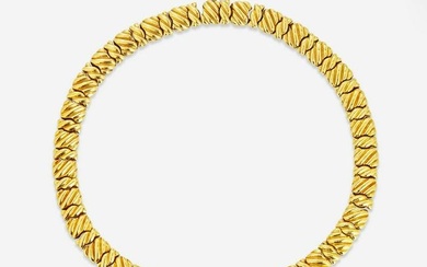 An 18K Yellow Gold and Diamond Necklace