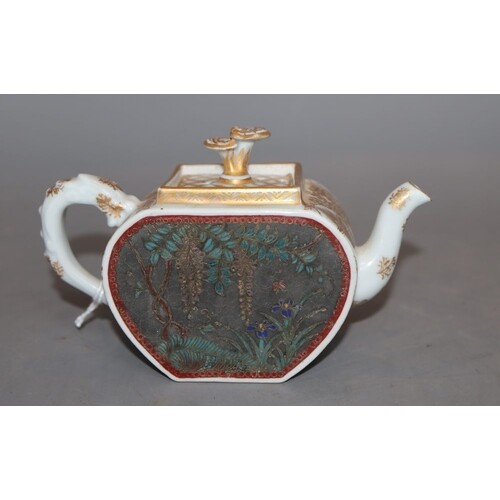 An early 20th century Japanese ceramic and cloisonne teapot ...