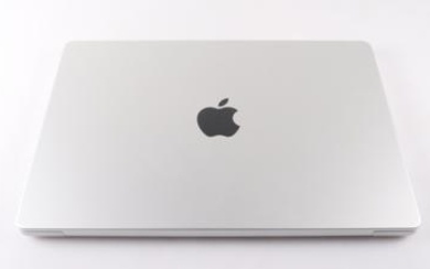 Apple MacBook Pro 14 Chip M2 (2023) silber