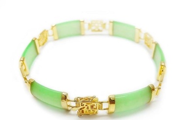 Asian Green Jade Gold Tone Link Ladies Bracelet