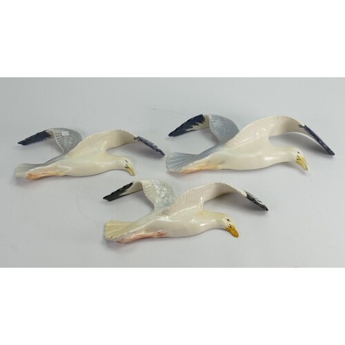 Beswick wall plaques as flying seagulls: model 658-2, 658-3 ...