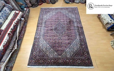 Bidjar - Carpet - 251 cm - 175 cm