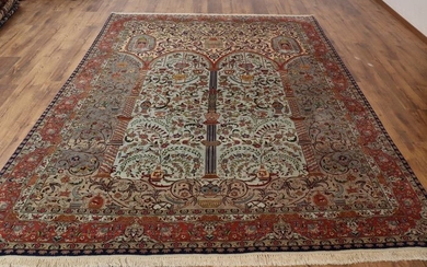 Carpet - 338 cm - 245 cm
