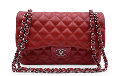 Chanel - Red Quilted Jumbo Timeless Classic 30 cm Shoulder bag