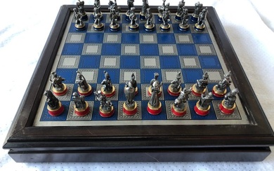 Chess set - Franklin Mint La bataille de Waterloo - wood, tin