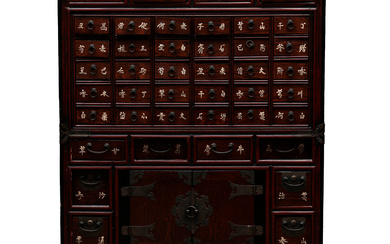 Chinese pharmacy chest of drawers in partially ebonised wood and mother-of-pearl inlays, 20th Century.