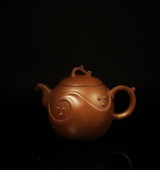 Chinese zisha teapot and cover
