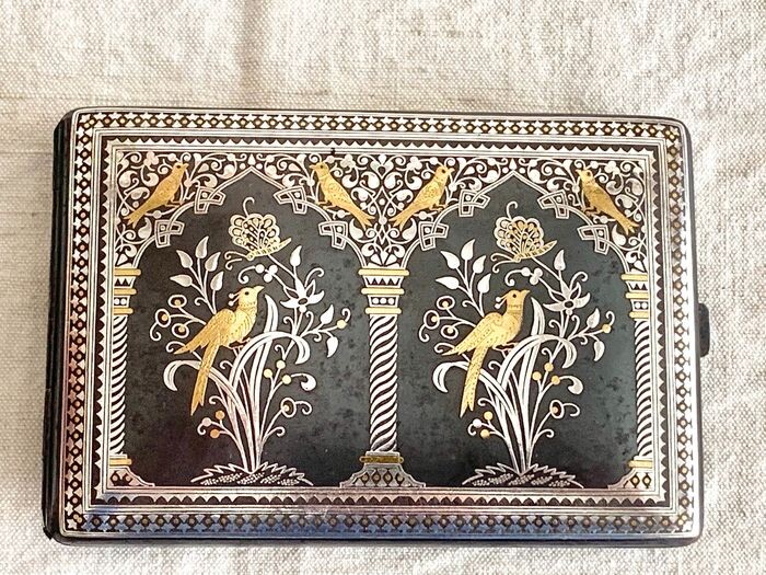 Cigarette case -Damascene - for the Islamic market - Solid gold and silver inlaid on Steel- Late 19th century