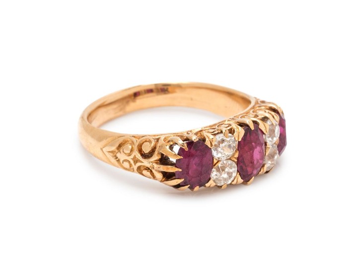 DIAMOND AND SYNTHETIC RUBY RING
