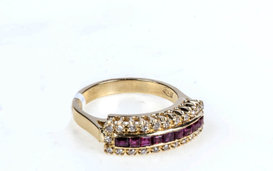 Diamant-Rubin Ring