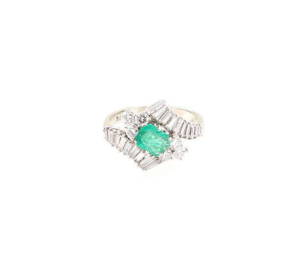 Diamant-Smaragd-Ring zus. ca. 2,40 ct