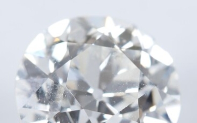 Diamant demi-taille sur papier Pesant 1,98 carat accompagné d’un certificat du LFG indiquant : Couleur H Pureté SI1 Sans fluorescence Rapport de condition : Témoins de la forme du brut facettes supplémentaires