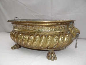 EMBOSSED BRASS RIBBED SHAPED OVAL JARDINIERE