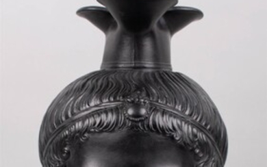 ENGLISH BLACK BASALT RHYTON-EWER MODELED AS A CLASSICAL HEAD