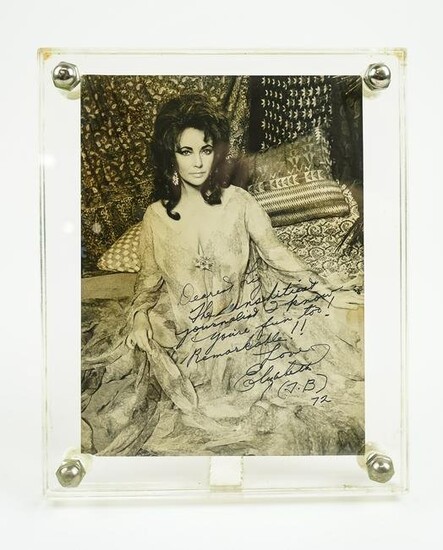 Elizabeth Taylor photo inscribed To Liz Smith