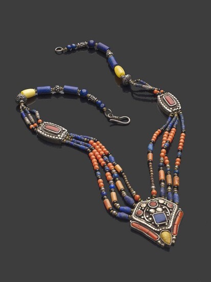 Ethnic necklace with Mediterranean coral (Corallium Rubrum) inserts lapis...