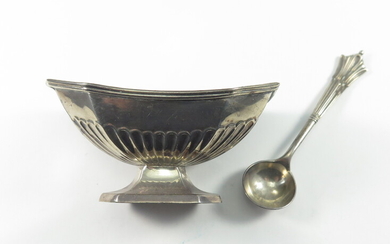 FOUR VICTORIAN SILVER SALTS AND SPOONS