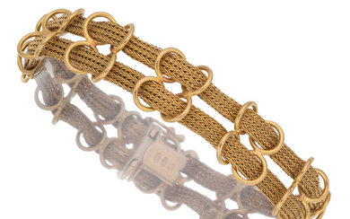Gold Bracelet The 18k gold bracelet weights 25.50 grams....
