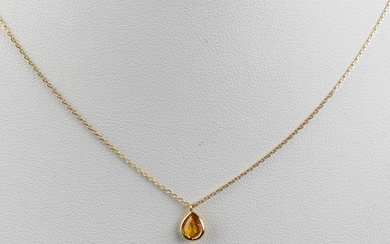 Gold - Necklace with pendant