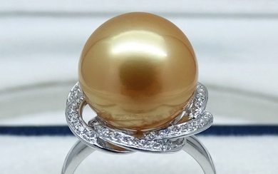 Golden South Sea Pearl, 24K Golden Saturation, Round, 13.38 mm - Ring - Ring Size: US 8.5 (Free re-size) White gold - Diamond