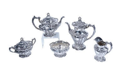 Gorham Silver Company Sterling Five-Piece Coffee and Tea Service, Providence, Chantilly-Grand Pattern, 20th Century, Combined: 87.8 ozt Gross