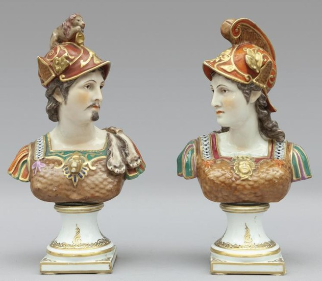 Guerrieri, coppia di busti in porcellana